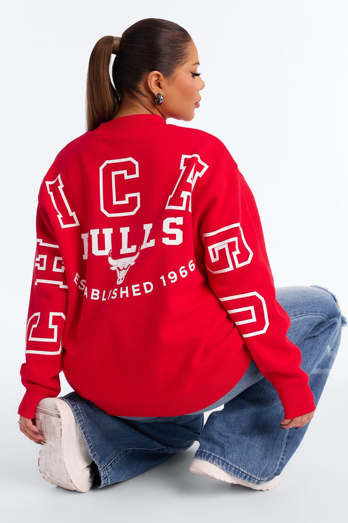 NBA Chicago Bulls Fleece Crew Neck Sweatshirt - Red