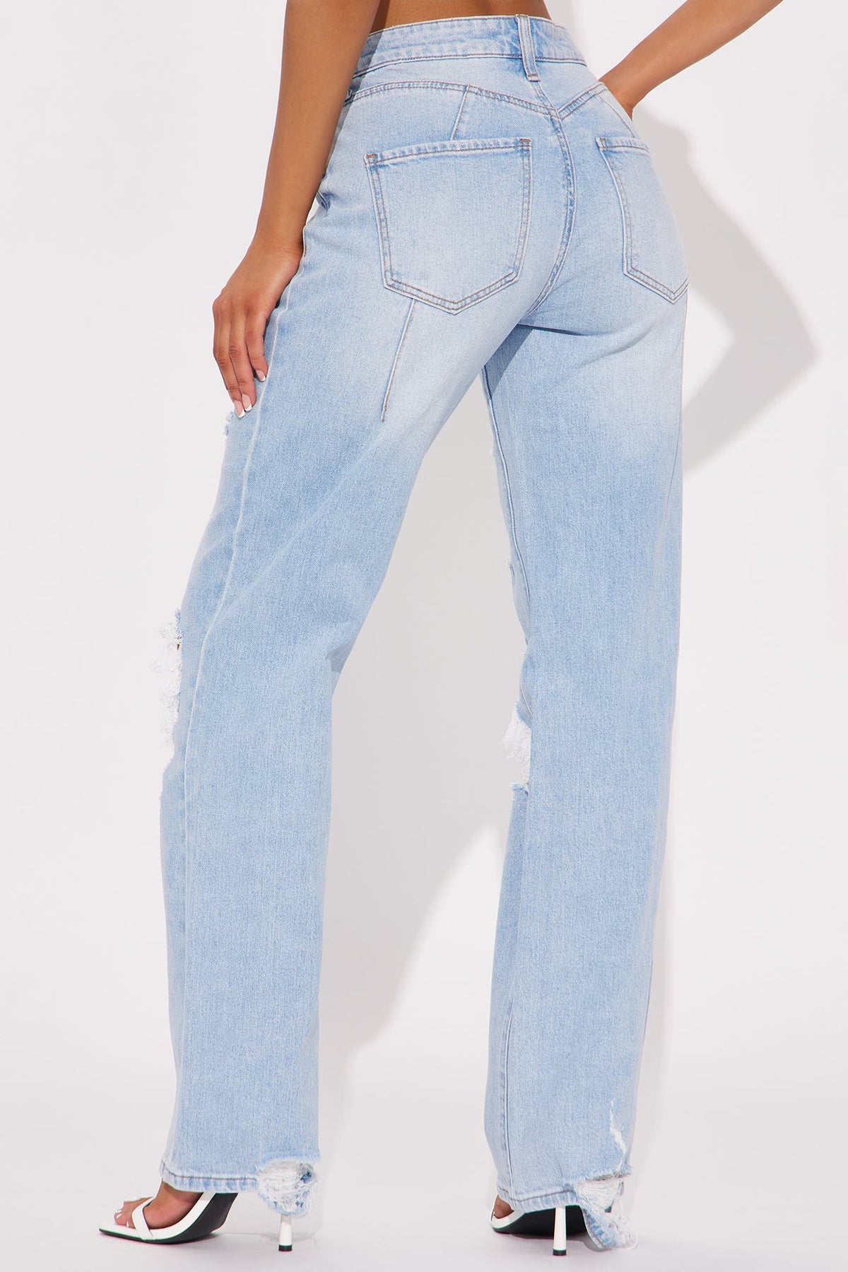 Posted Stretch Ripped Straight Leg Jeans - Light Wash