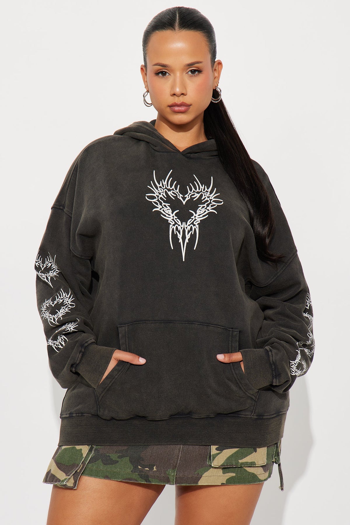 Heart Of Steel Fleece Hoodie - Black Wash