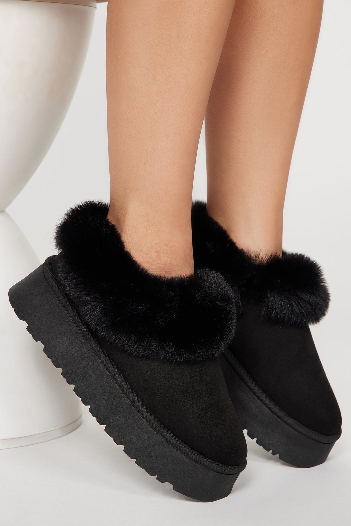 Movie Date Booties - Black