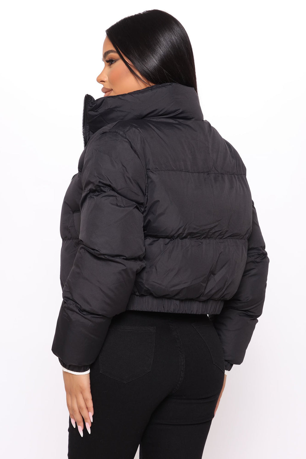Looking Brand New Cropped Puffer Jacket - Black