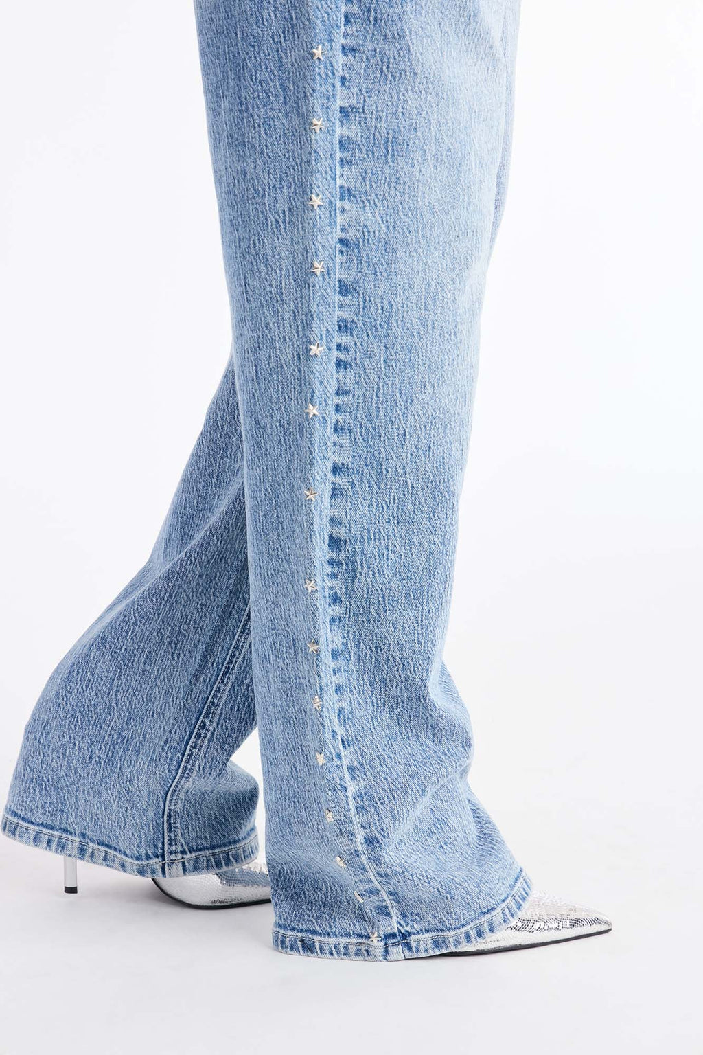 Shining Star Embellished Straight Leg Jeans - Medium Wash