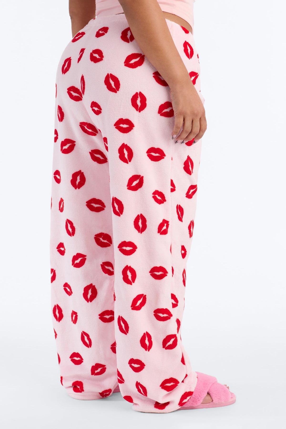 Need Your Kiss Plush PJ Pants - Pink/combo