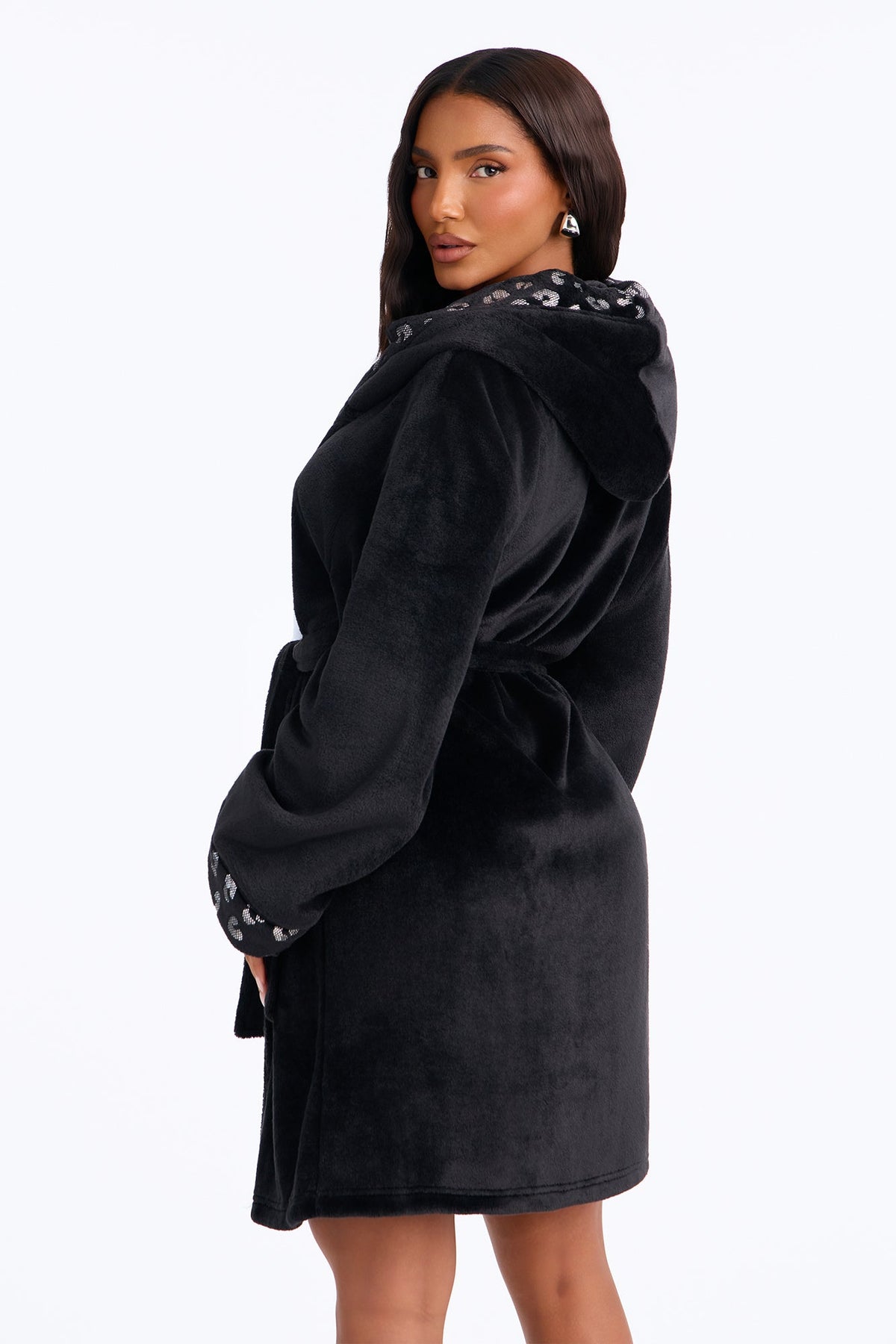 My Aura Hooded Contrast Trim Plush Robe - Black