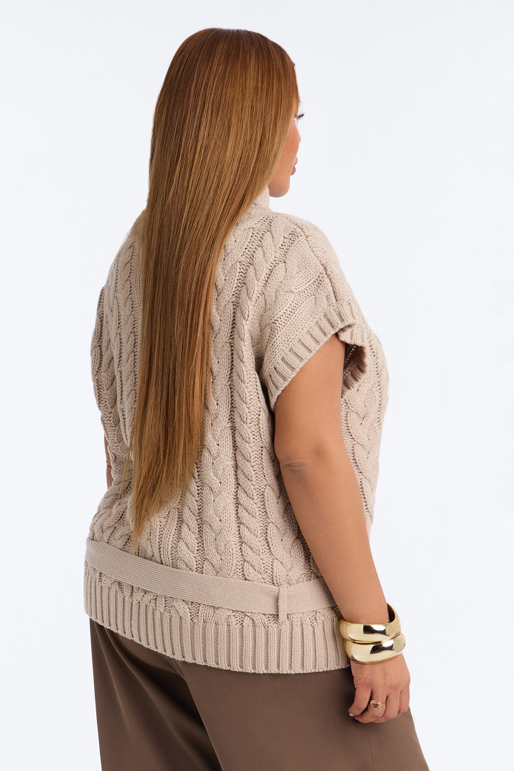 Nadine Sleeveless Cable Knit Sweater - Taupe