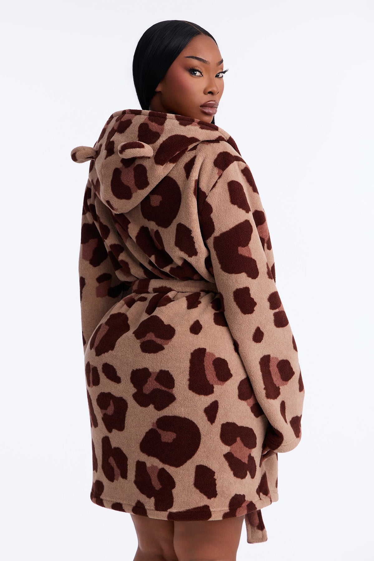 Cozy Fun Leopard Plush Microfleece Robe - Leopard
