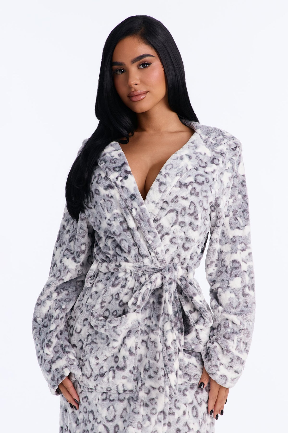 Wild Chic Leopard Plush Hooded Robe - White/combo