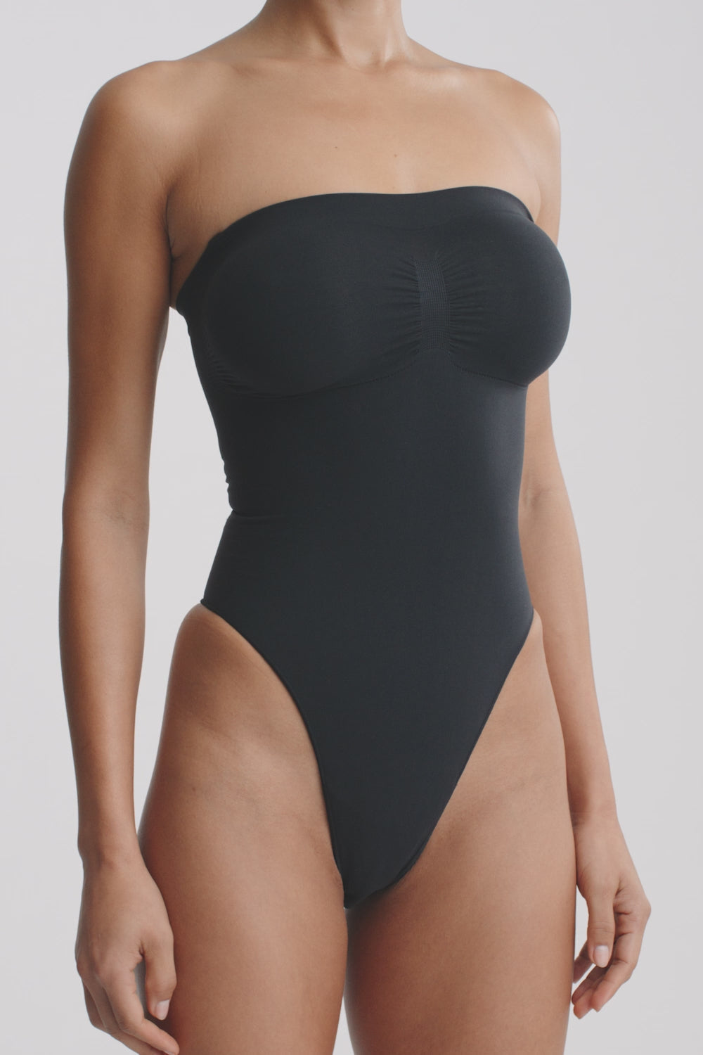 Nova Sculpt Seamless Strong Compression Strapless Thong Bodysuit - Black