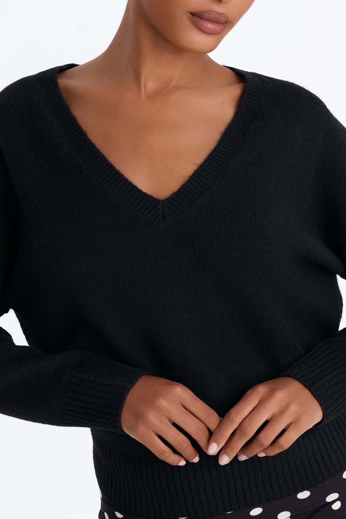 Cecilia Long Sleeve Pullover Sweater - Black