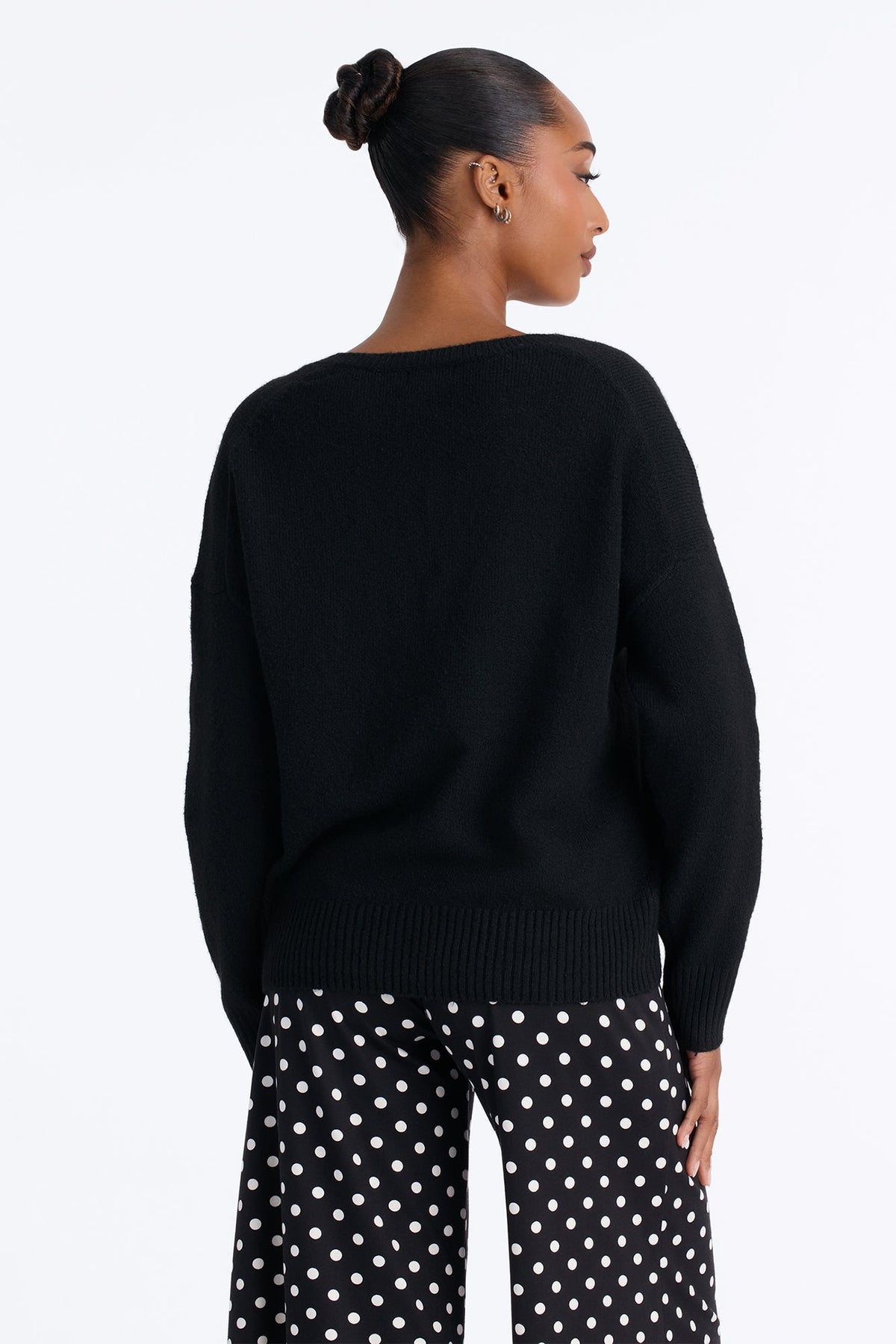 Cecilia Long Sleeve Pullover Sweater - Black
