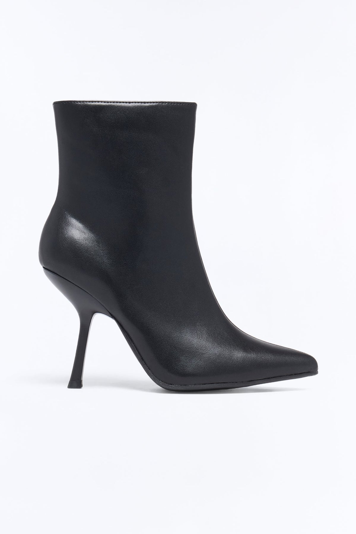 Catching Feelings Heeled Booties - Black