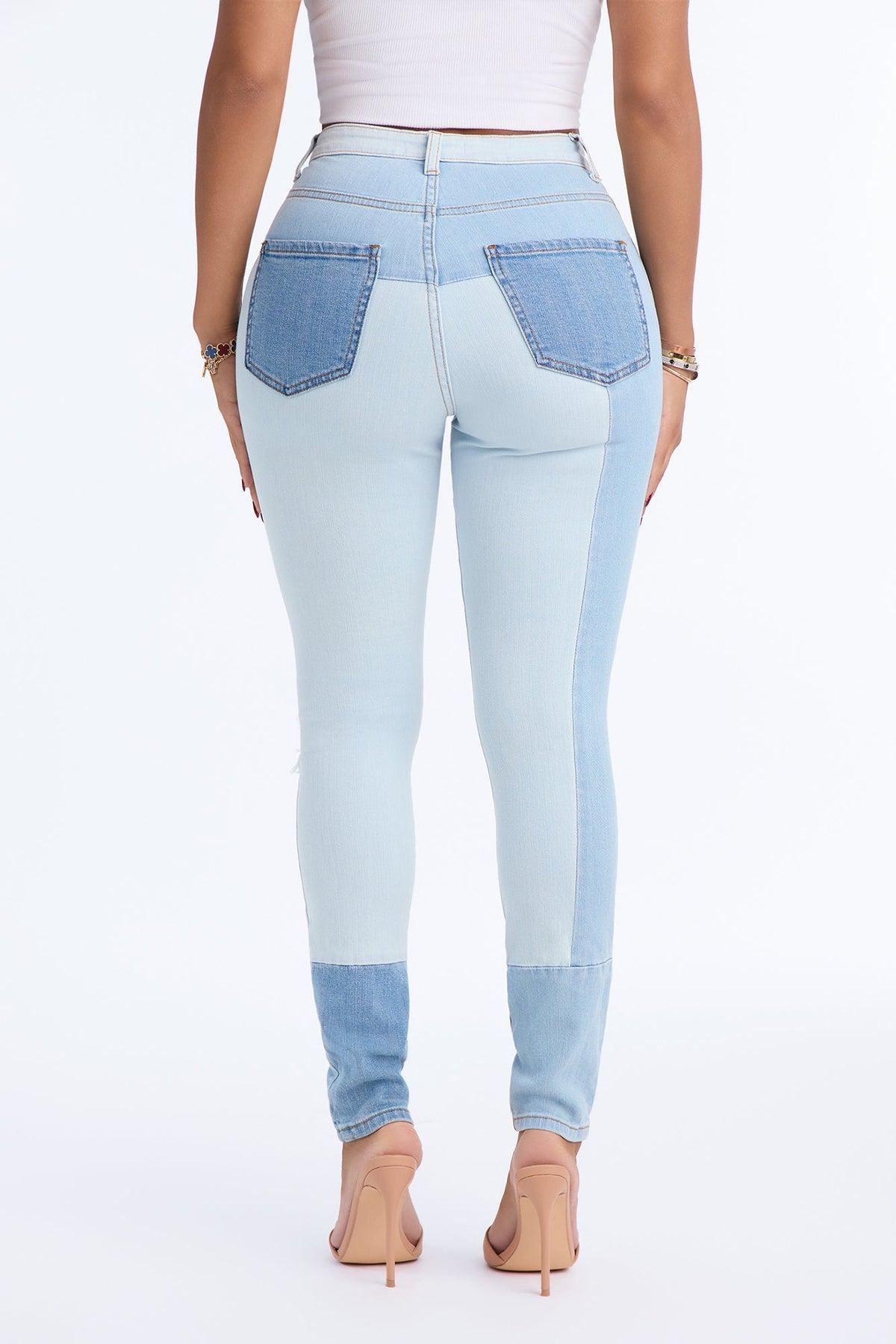 Picture It Booty Rip Skinny Jeans - Light Wash