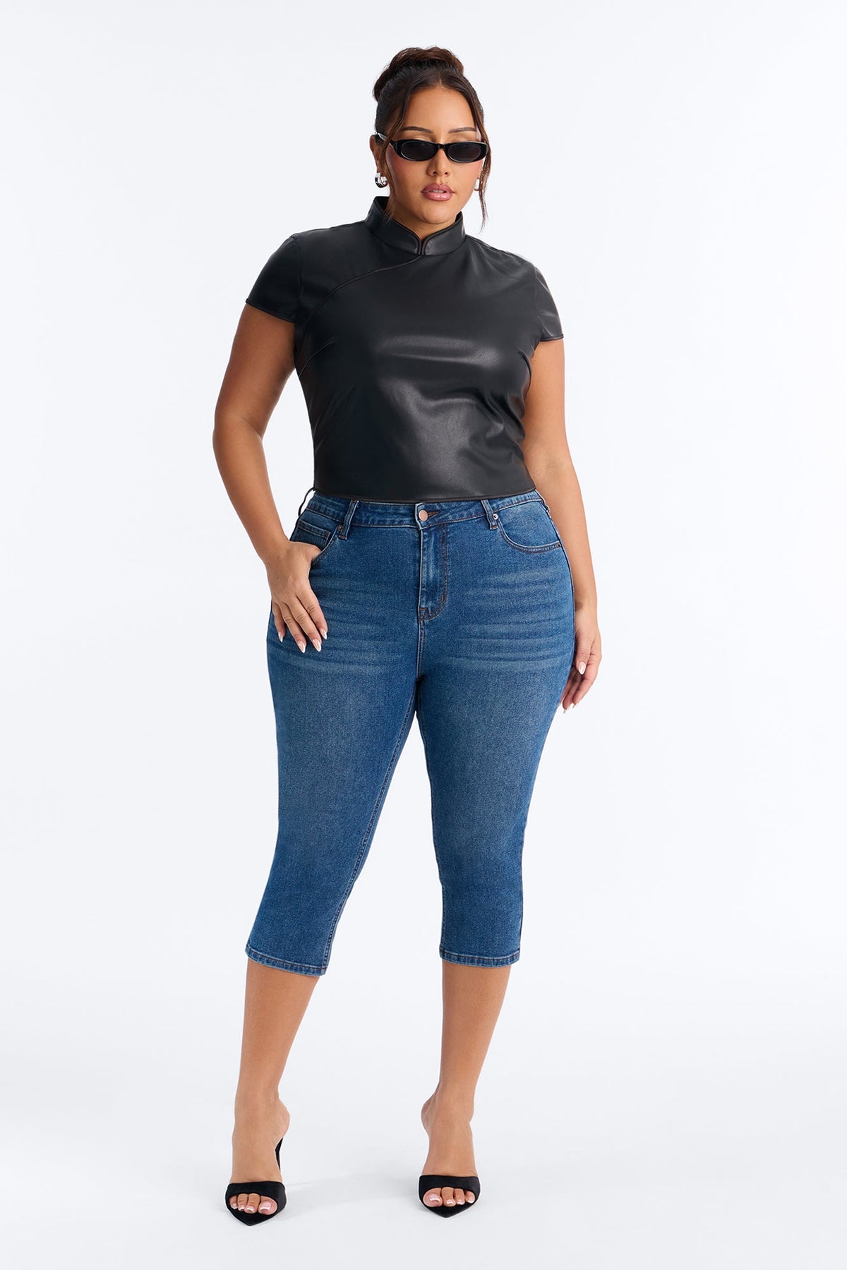 Vibe Check Curvy Stretch Capri Jeans - Dark Wash