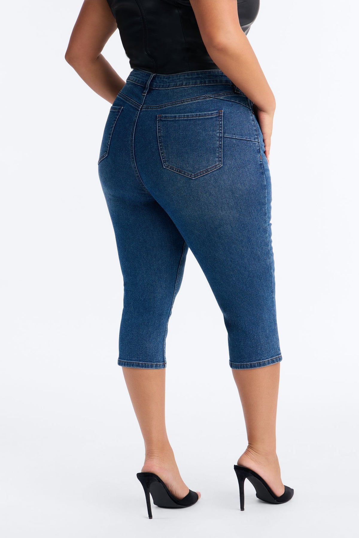 Vibe Check Curvy Stretch Capri Jeans - Dark Wash