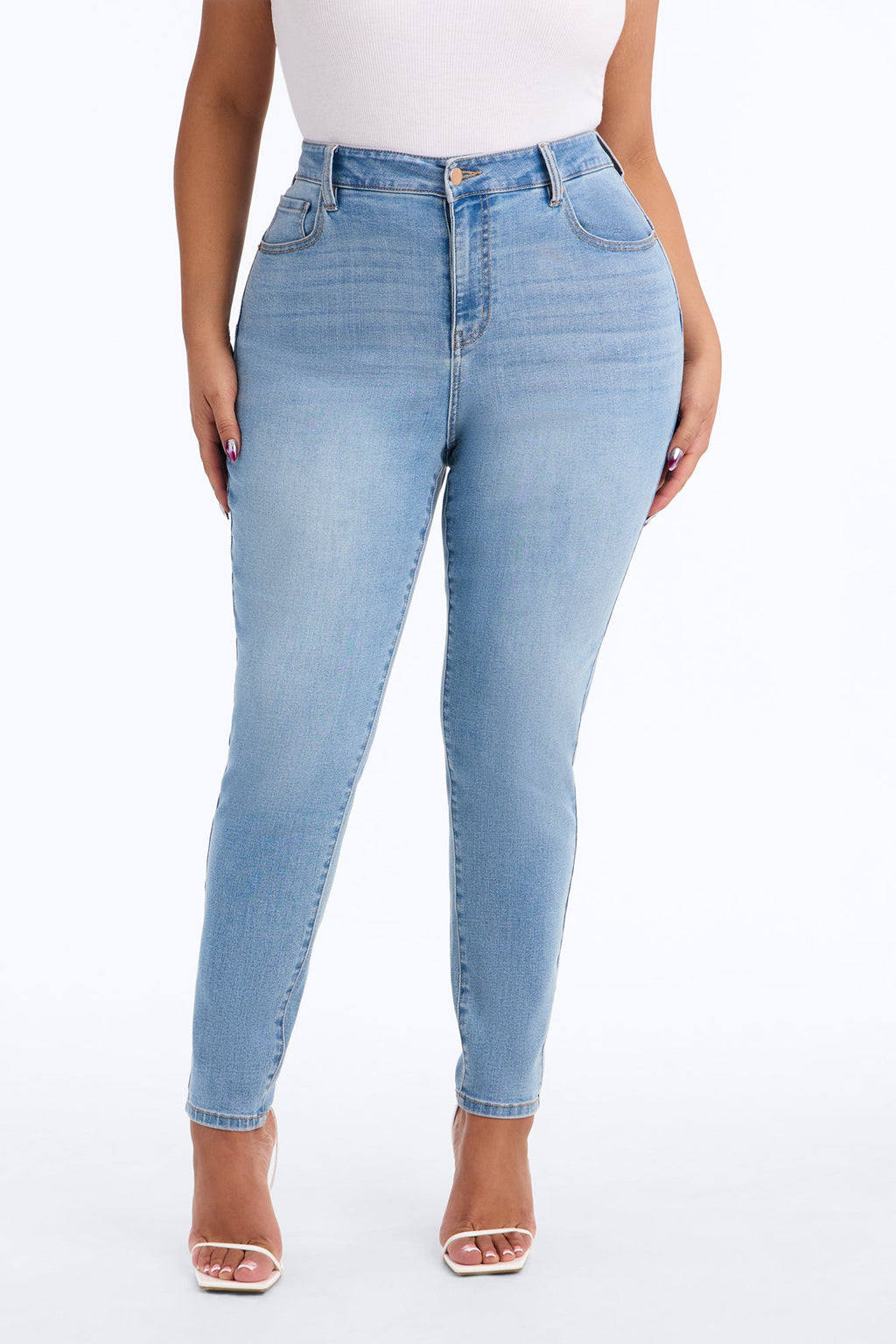 Te Amo Sweetheart Booty Lifter Skinny Jeans - Medium Wash