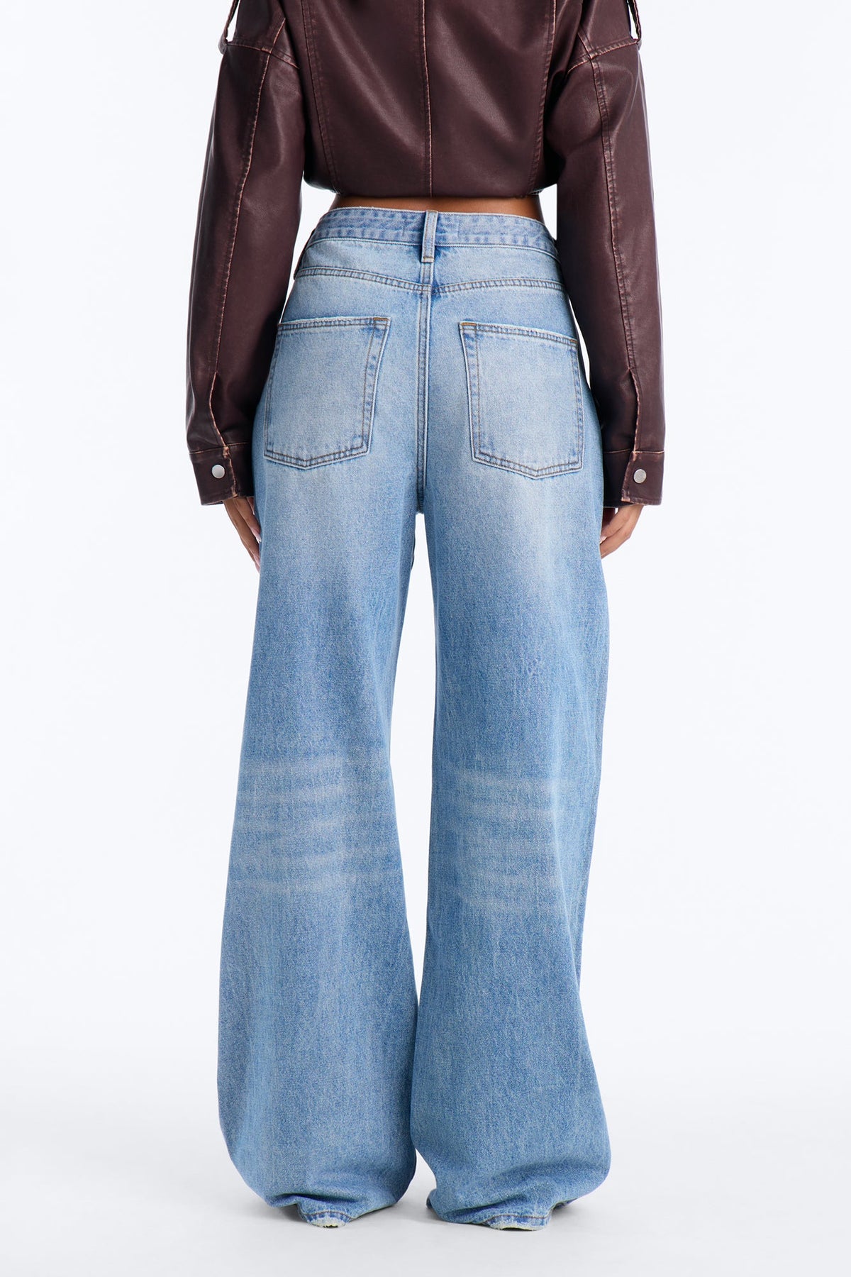 Back On Track Baggy Dad Jeans - Medium Wash