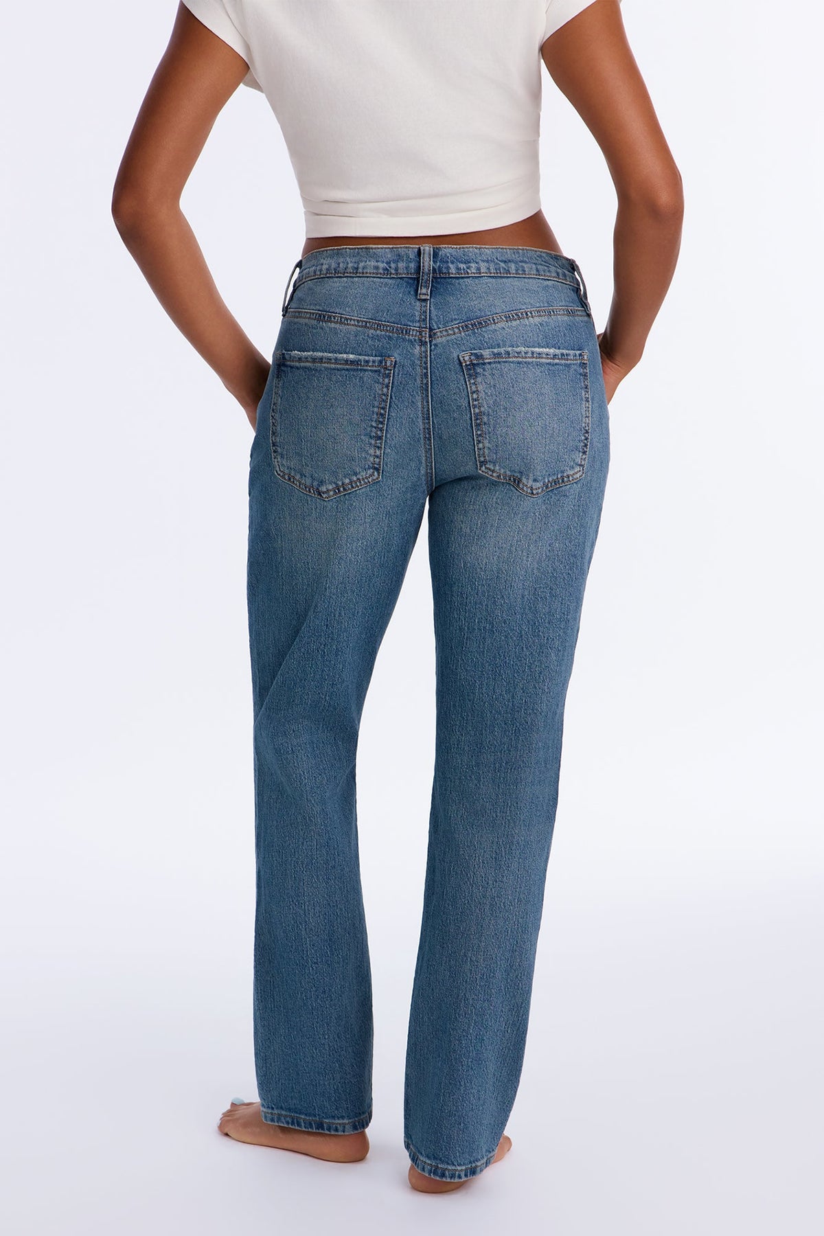 Classic Boyfriend 90s Ripped High Rise Straight Leg Jeans - Medium Wash