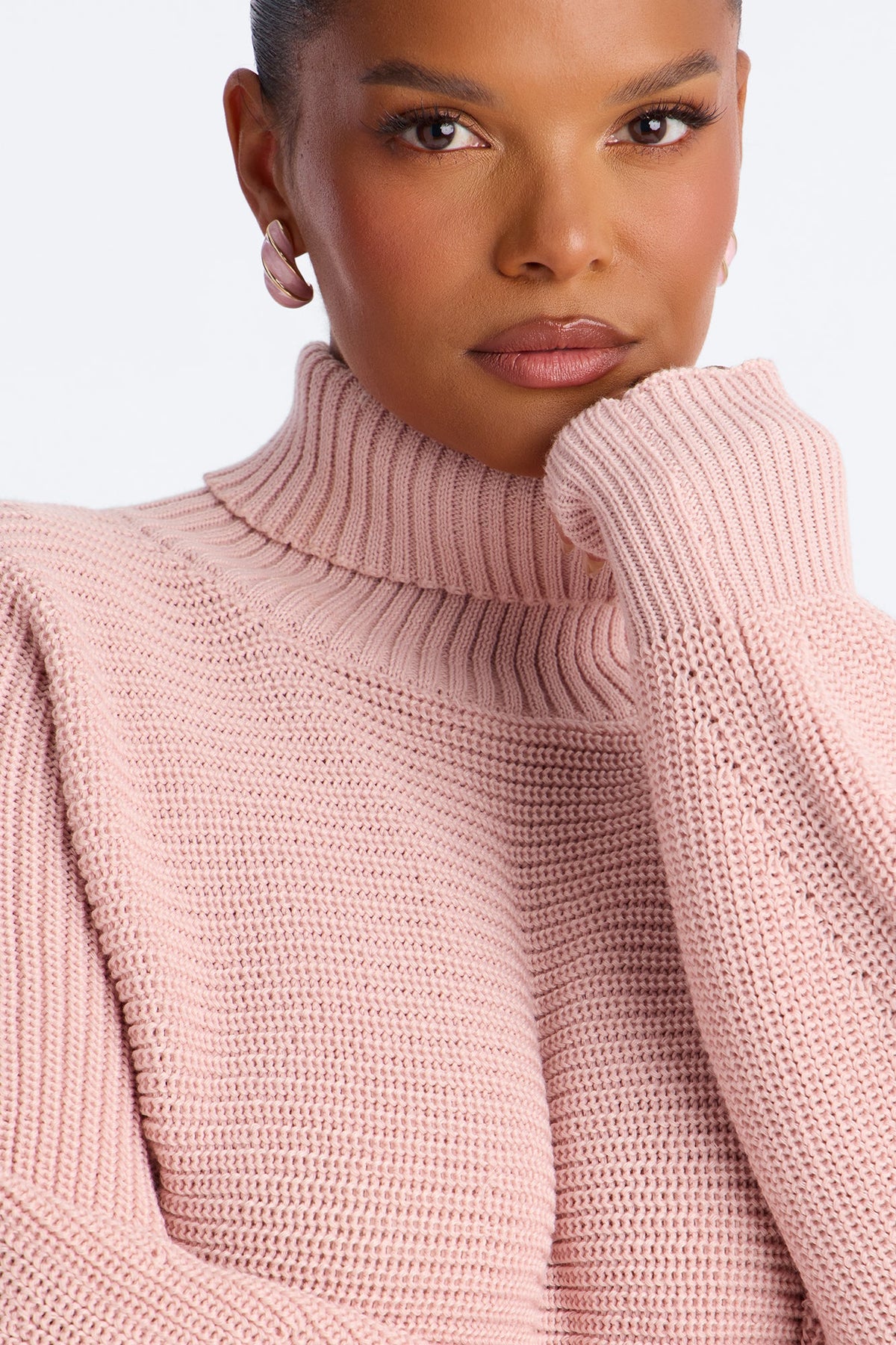 Deana Cropped Turtleneck Sweater - Mauve
