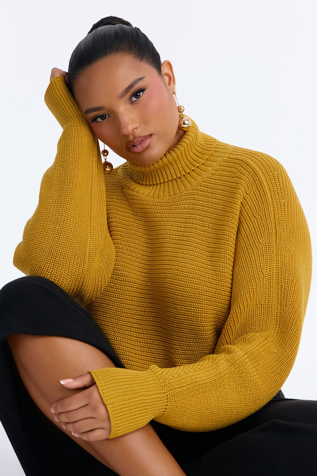 Deana Cropped Turtleneck Sweater - Mustard
