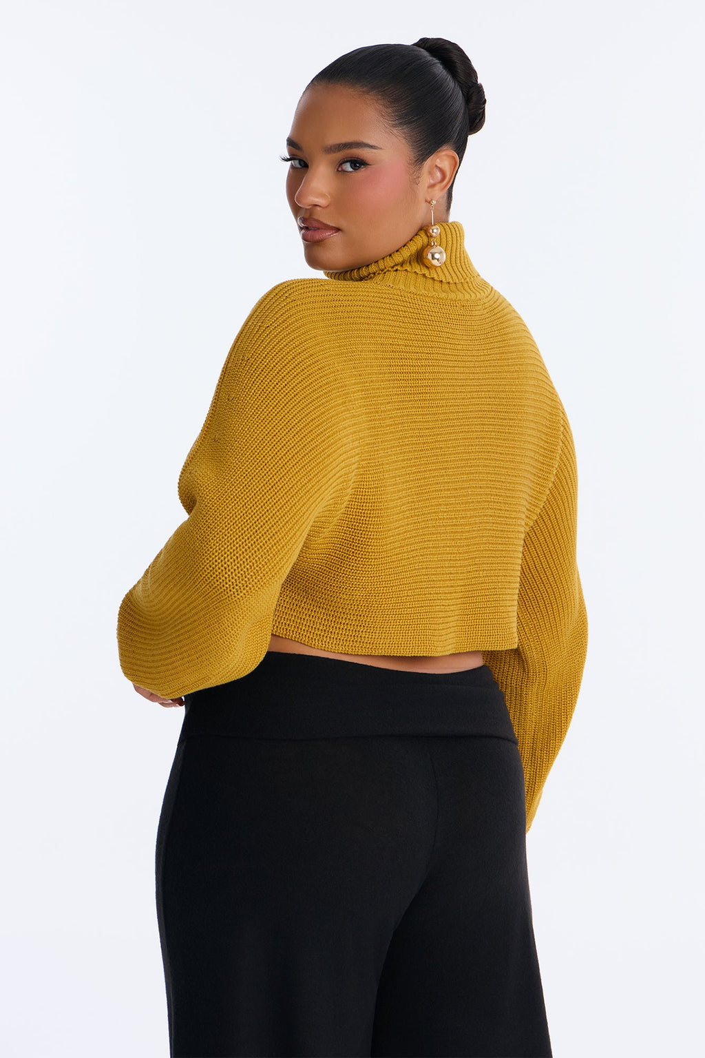 Deana Cropped Turtleneck Sweater - Mustard