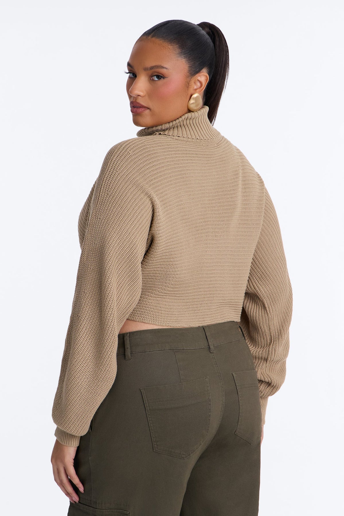 Deana Cropped Turtleneck Sweater - Taupe