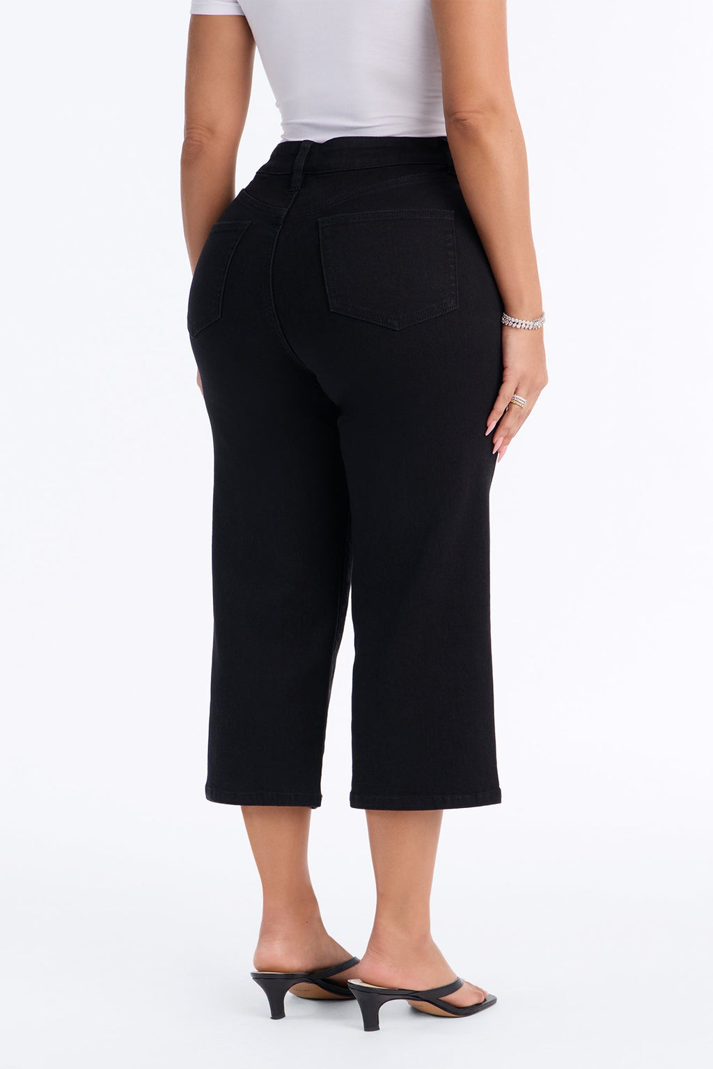 Simply Basic Stretch Capri Jeans - Black