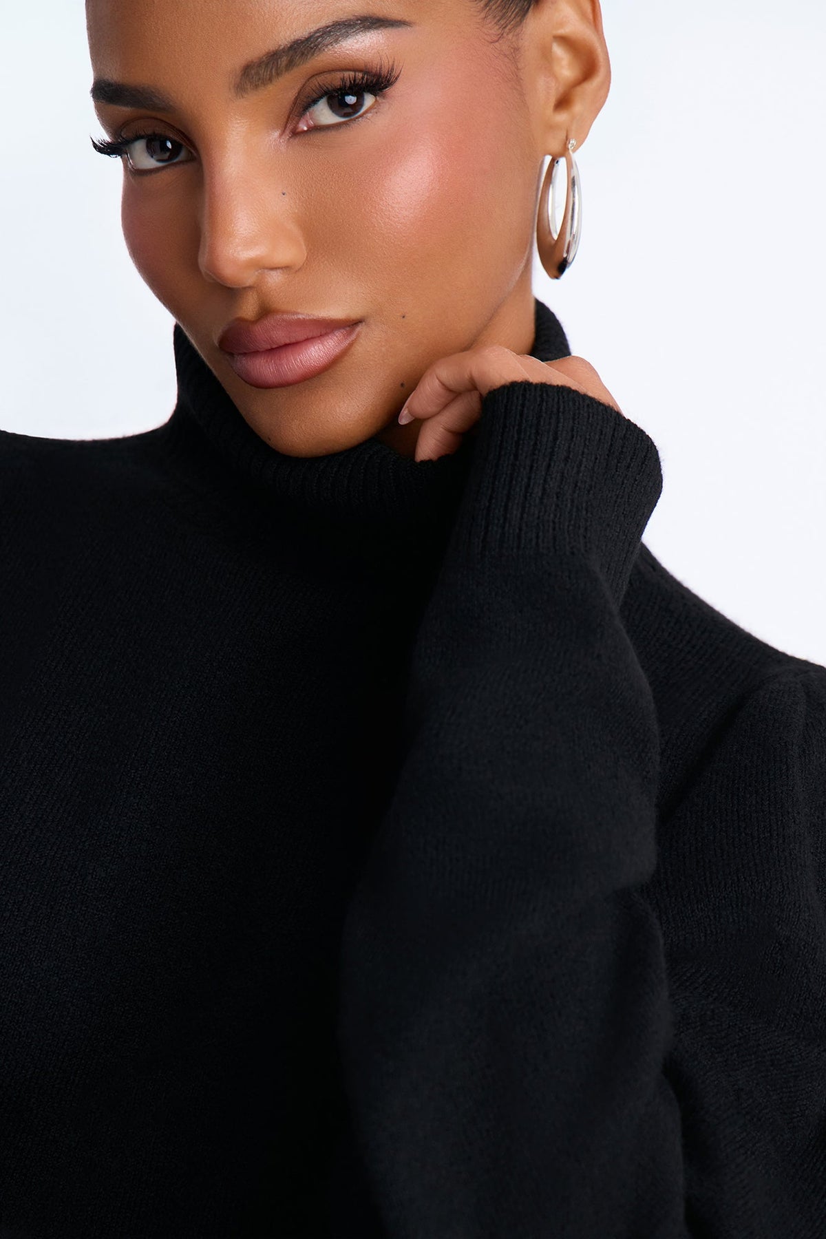 Winter Pines Turtle Neck Pullover Sweater - Black