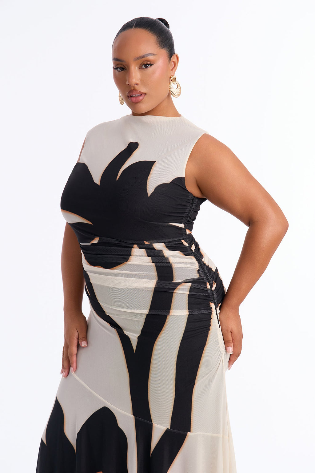 Aviana Mesh Maxi Dress - White/combo