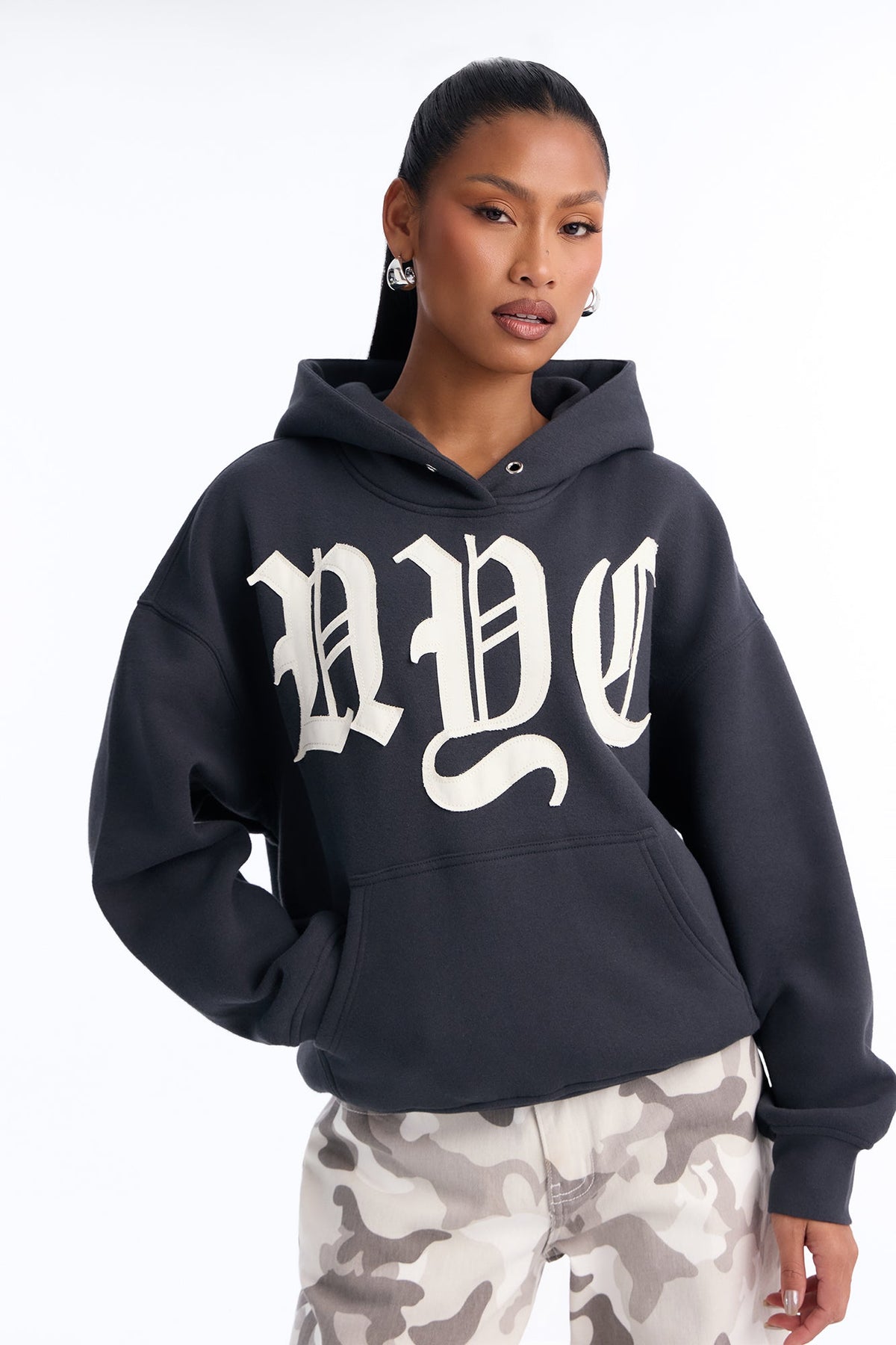 NYC Applique Washed Oversized Fleece Hoodie - Charcoal