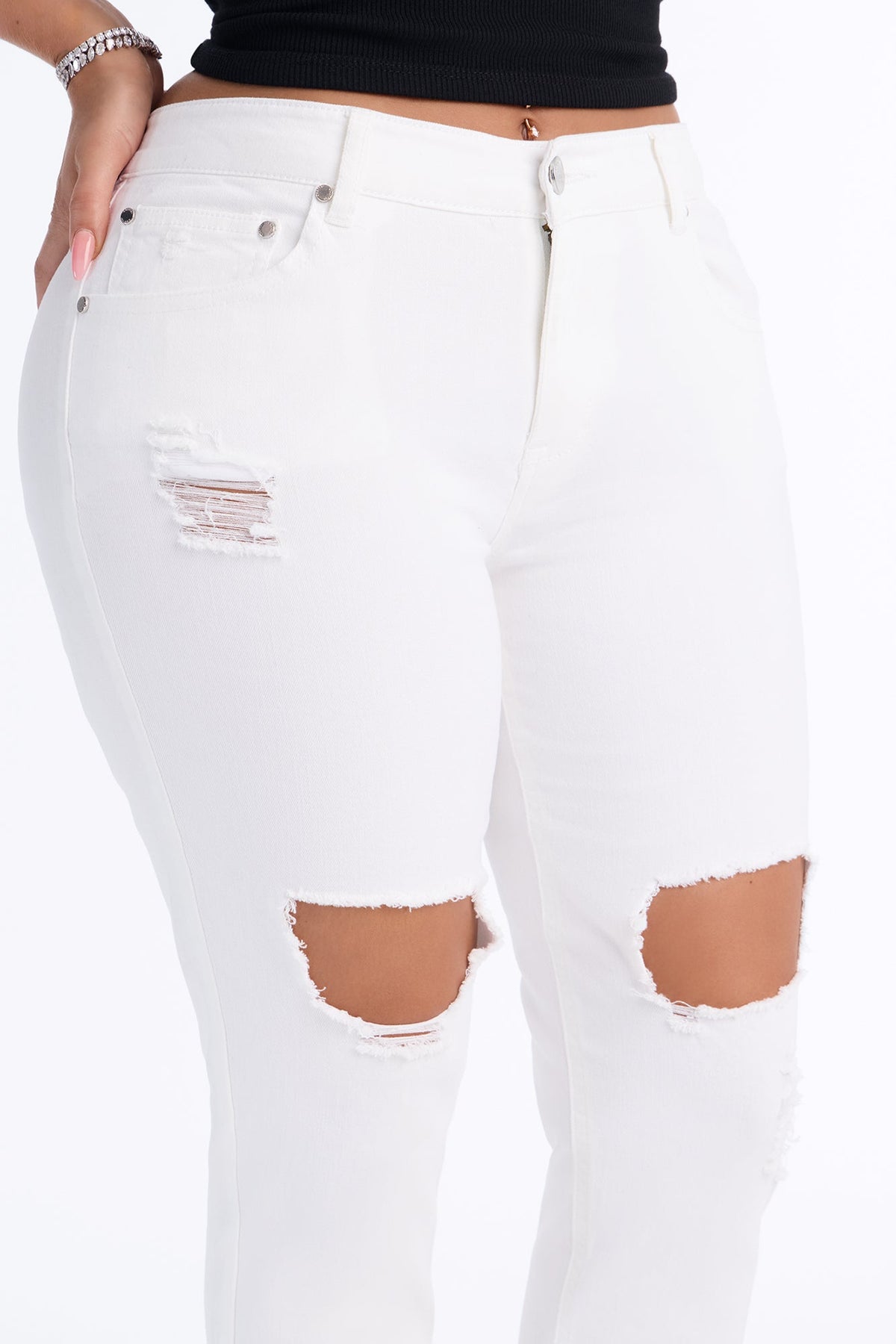 Giving You Body Low Rise Ripped Roll Cuff Capri Skinny Jeans - White