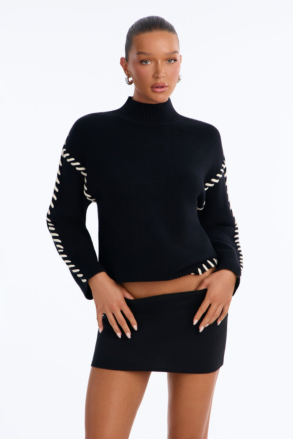 Blissful Contrast Mock Neck Pullover Sweater - Black/White