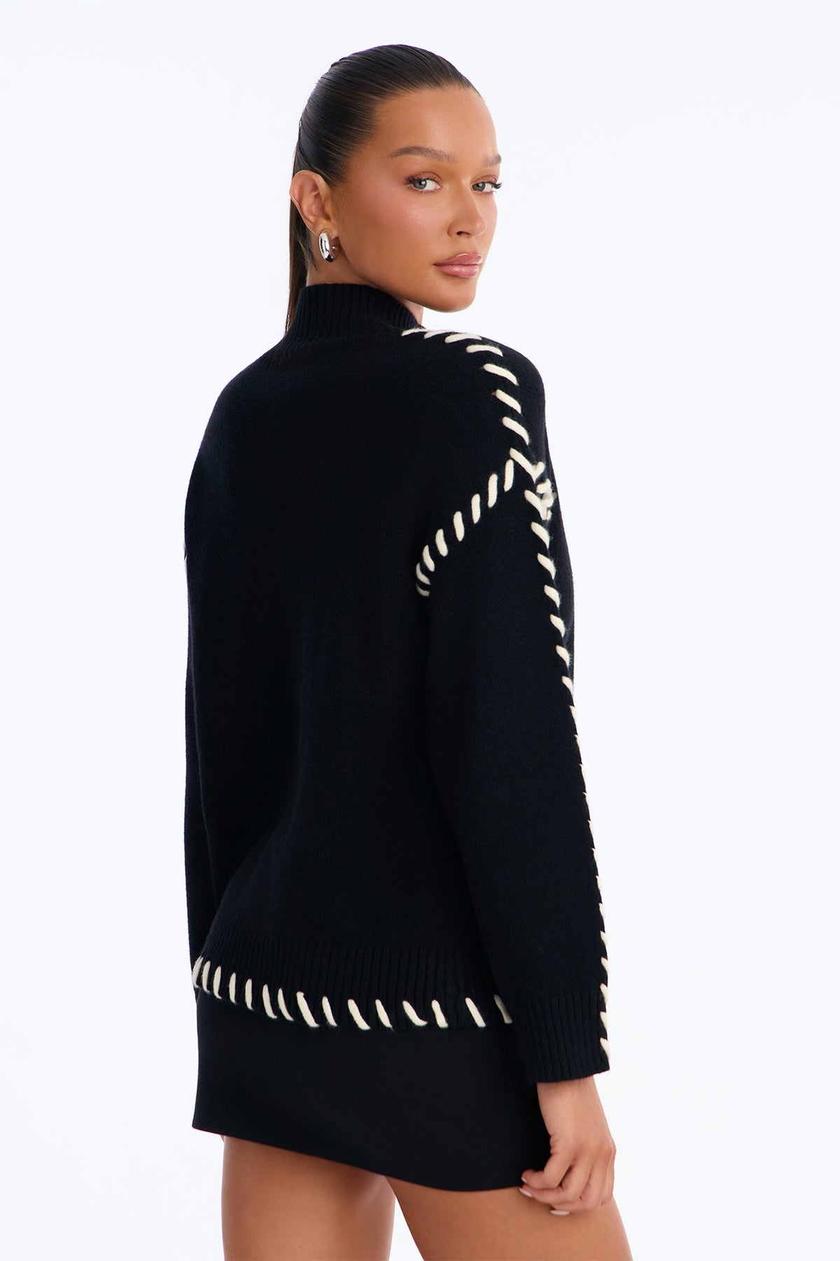 Blissful Contrast Mock Neck Pullover Sweater - Black/White