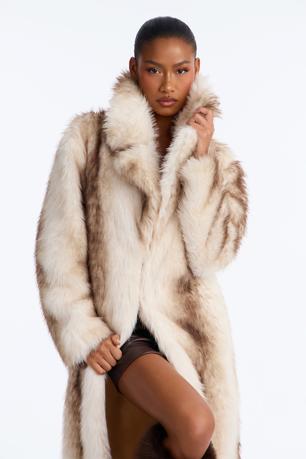 Paparazzi Please Relax Faux Fur Coat - White/combo