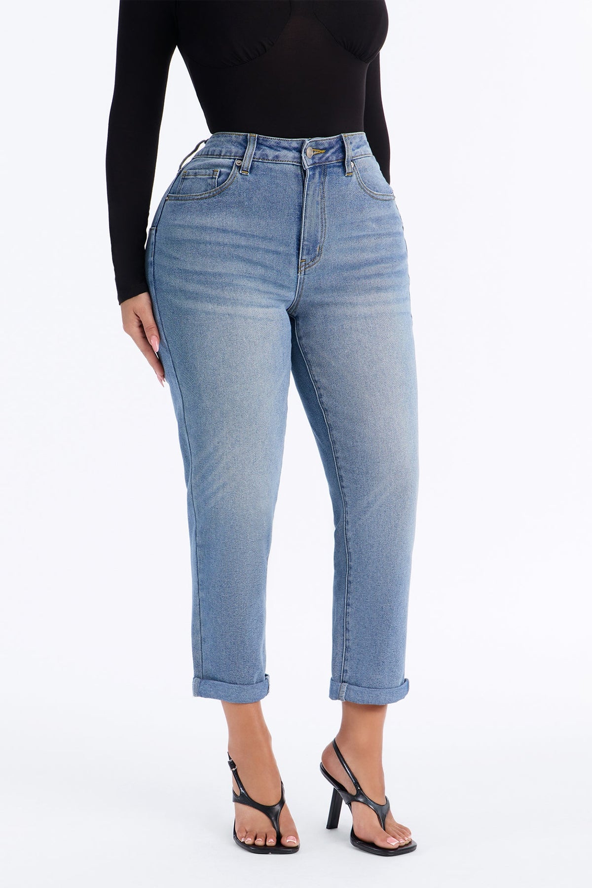 Petite Clara Super Stretch Sculpting Mom Jeans - Medium Wash