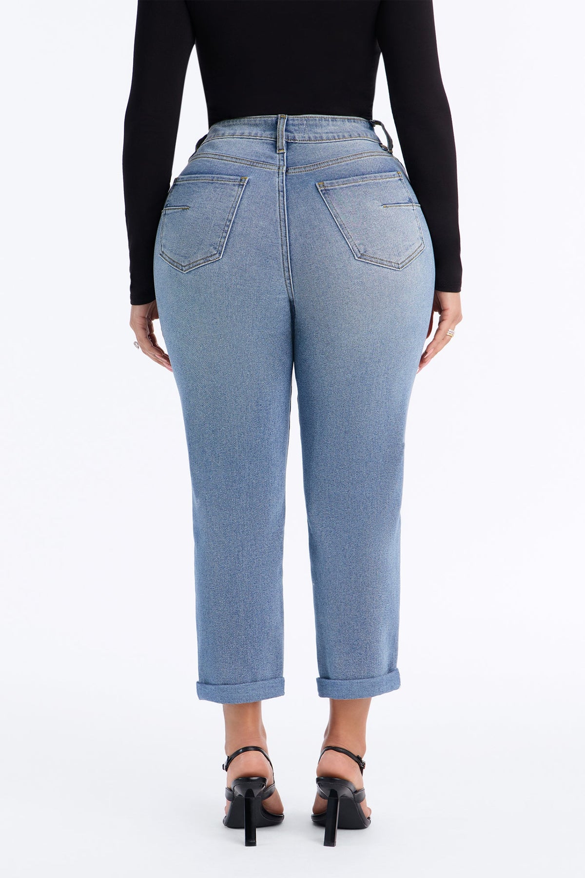 Petite Clara Super Stretch Sculpting Mom Jeans - Medium Wash