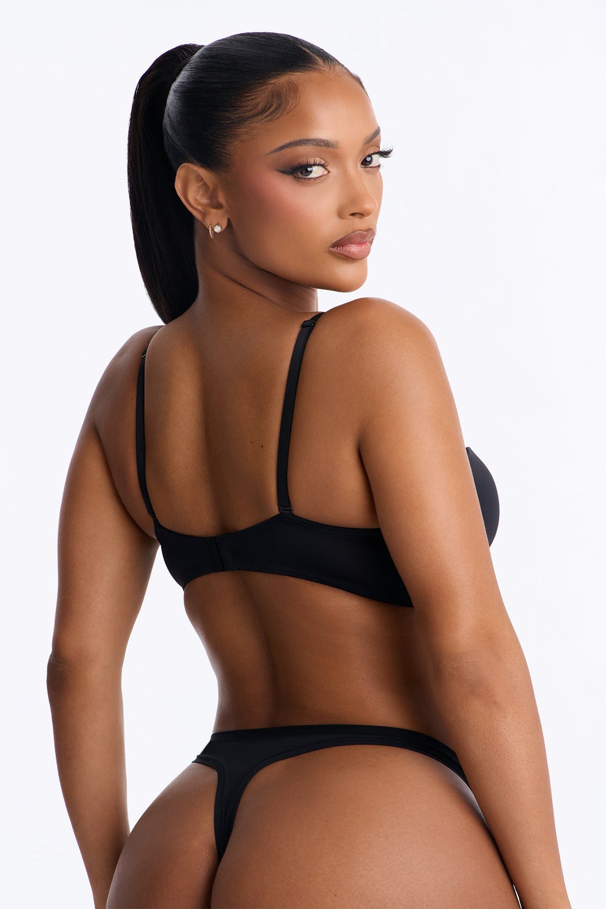 Flirt Alert Convertible Bra - Black