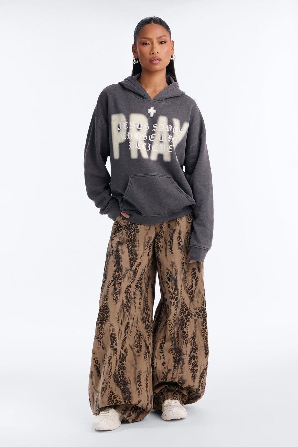 Believe In Jesus Washed Pullover Hoodie - Black