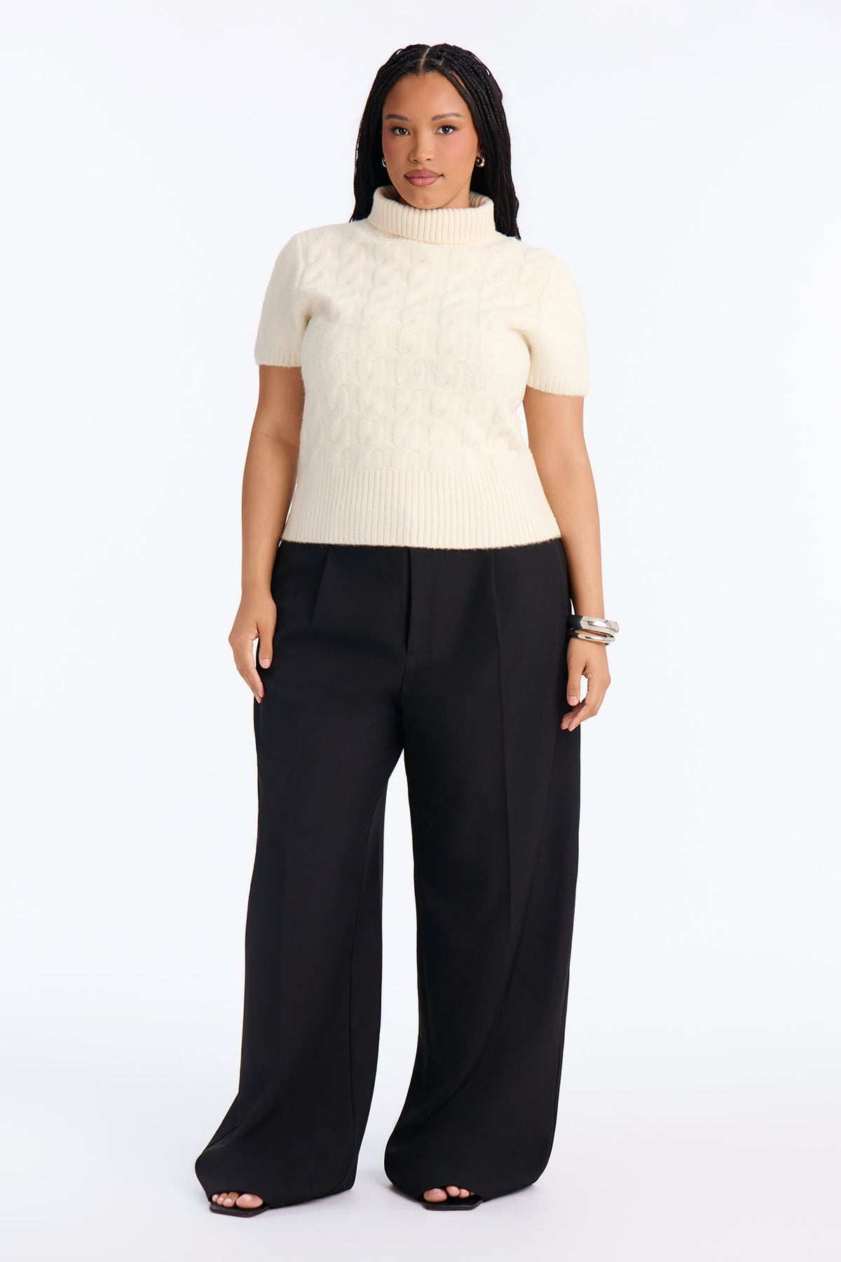 Deana Short Sleeve Cable Knit Pullover Sweater - Cream
