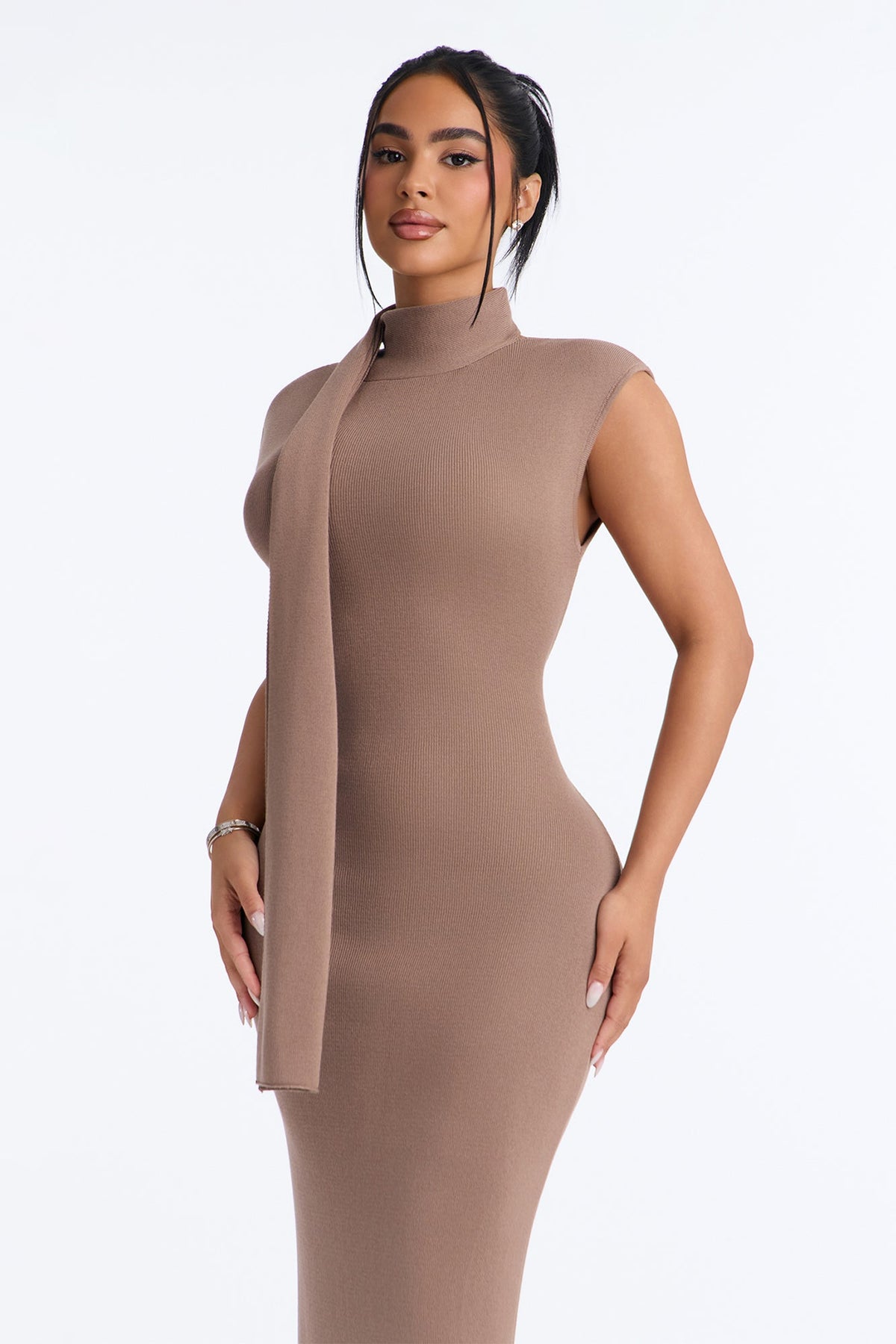 Devan Backless Sweater Maxi Dress - Mocha