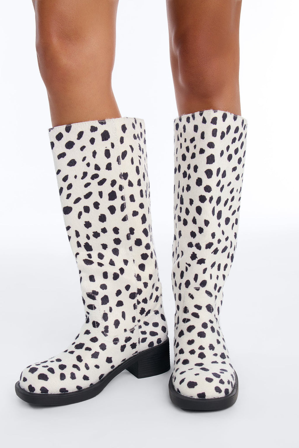 Stay True Flat Boots - White