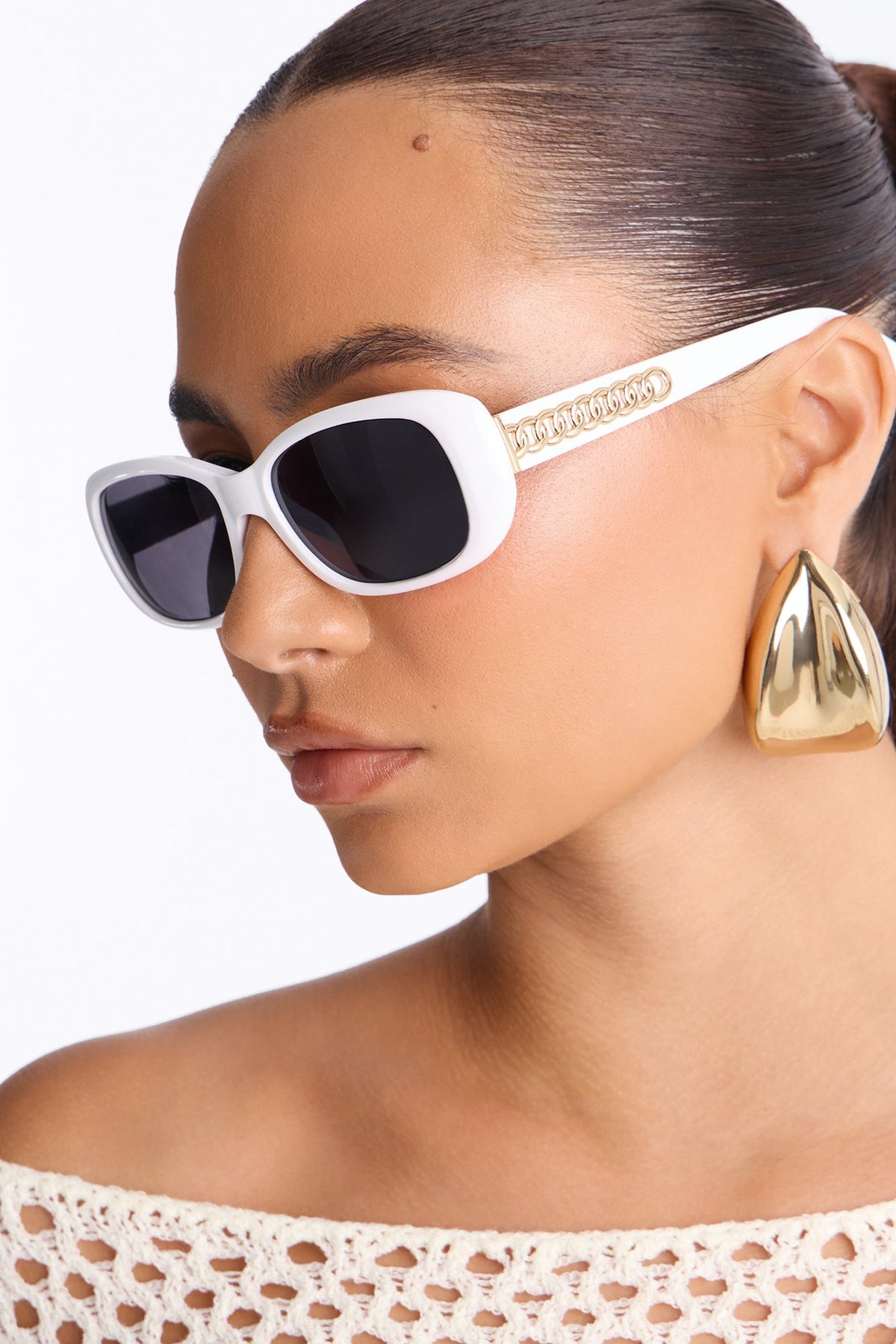 Not Worth The Drama Sunglasses - White