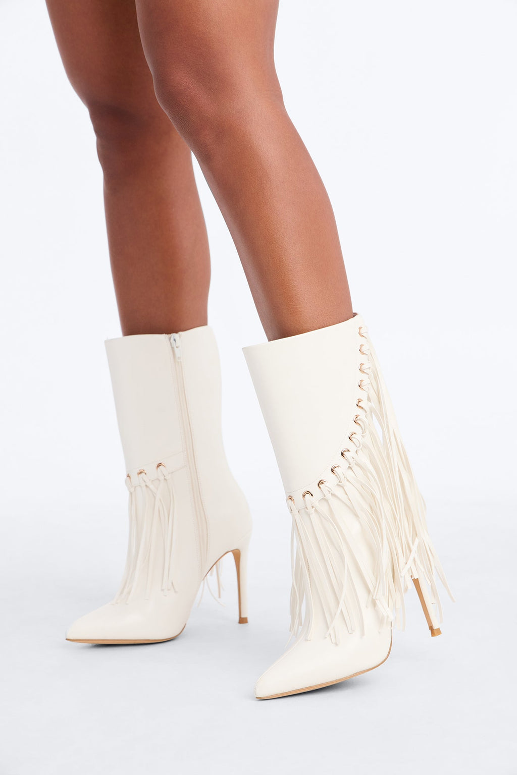 Catch a Vibe Fringe Heeled Boots - White