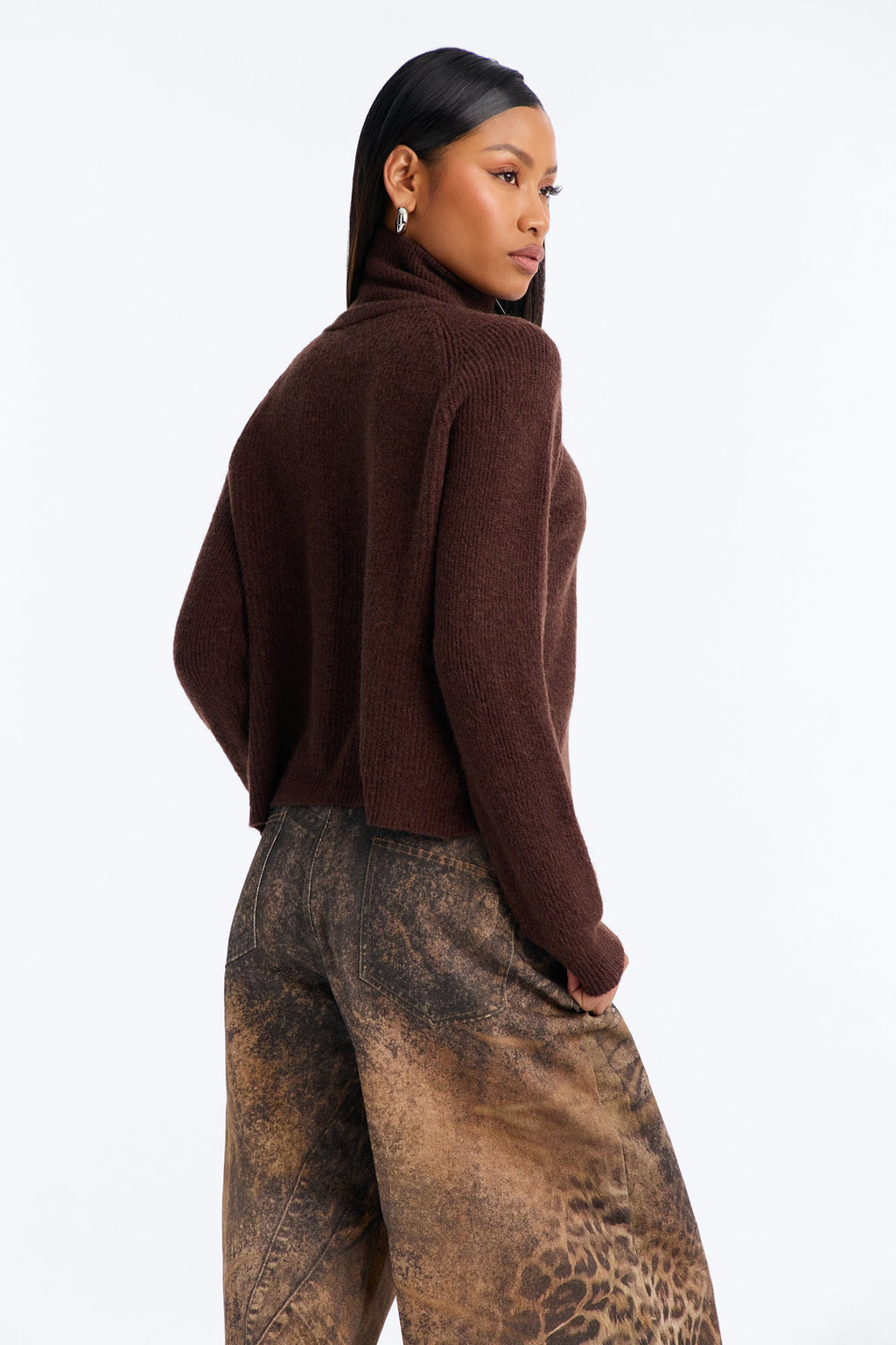Livi Funnel Neck Front Zip Sweater - Brown