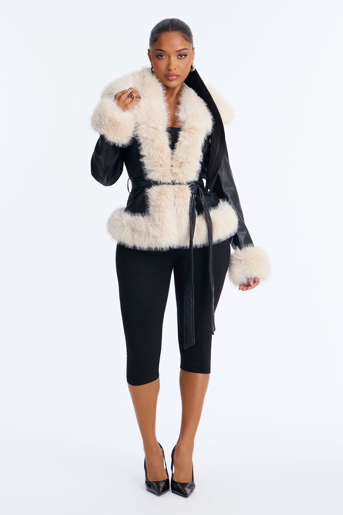 Midnight In Aspen Fur Trim Coat - Black