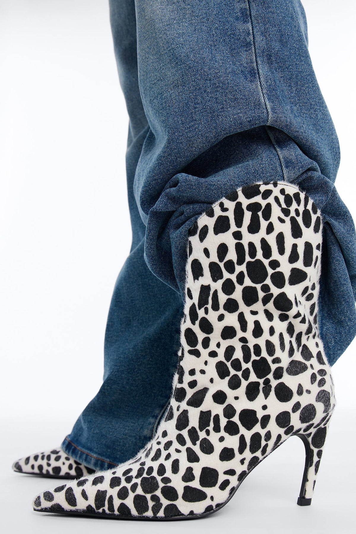Mae Pointed Toe Booties - White/Black