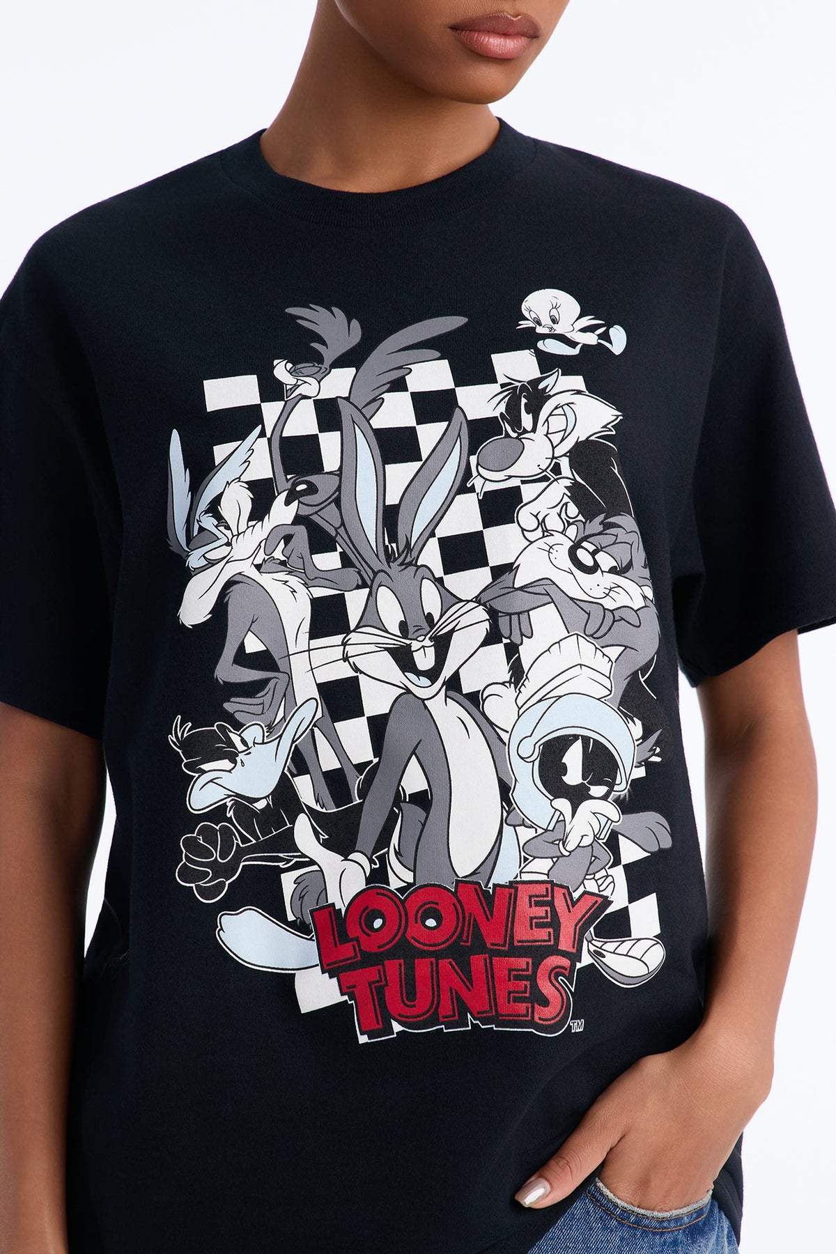 Looney Tunes Gang Tshirt - Black
