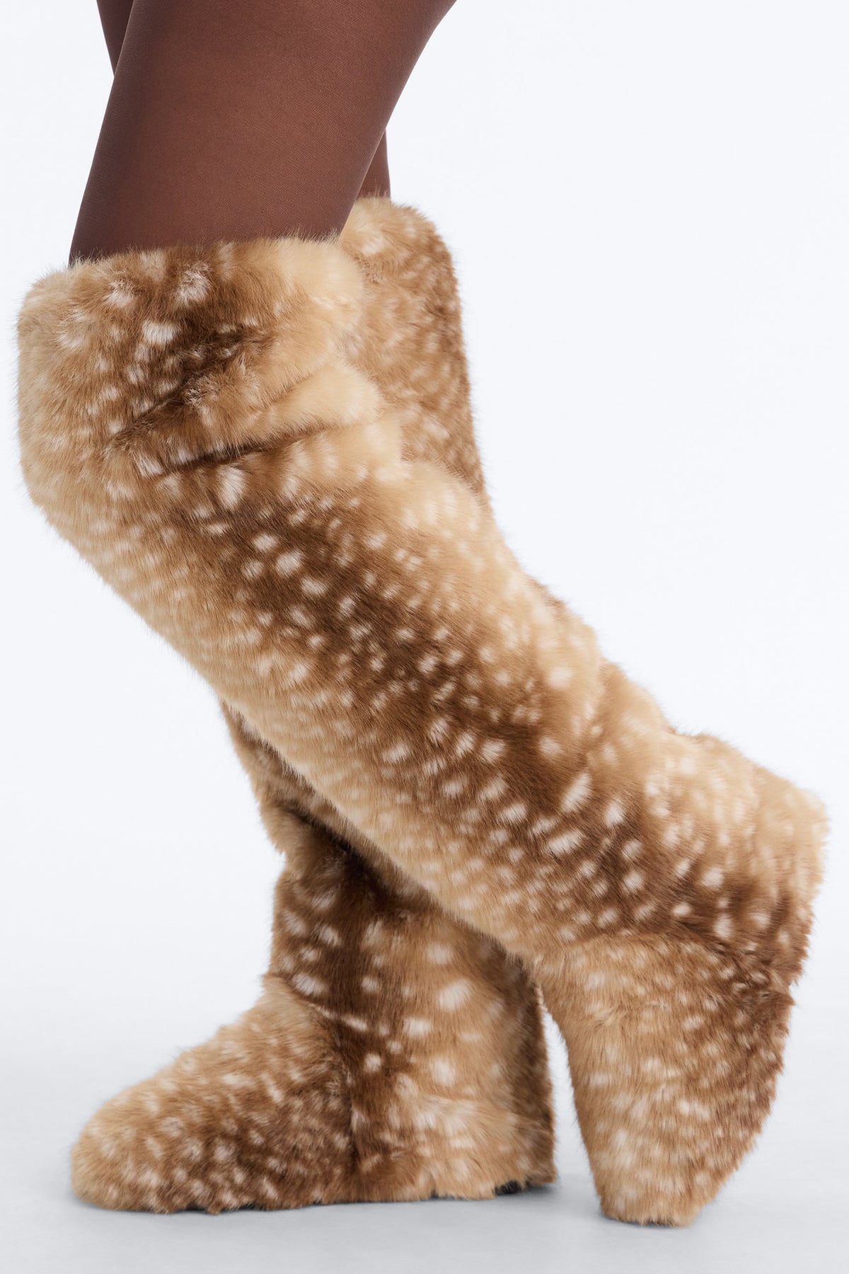 Arctic Faux Fur Boots - Tan/Multi