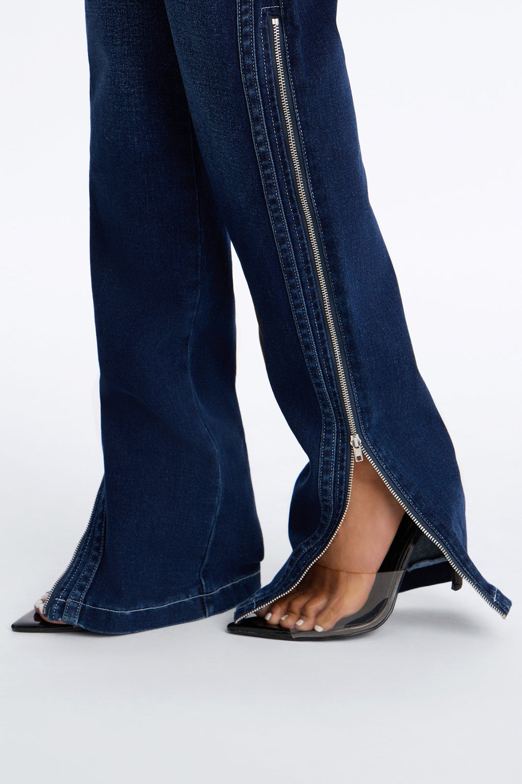 Split Decision Zipped Moto Skinny Jeans - Dark Wash