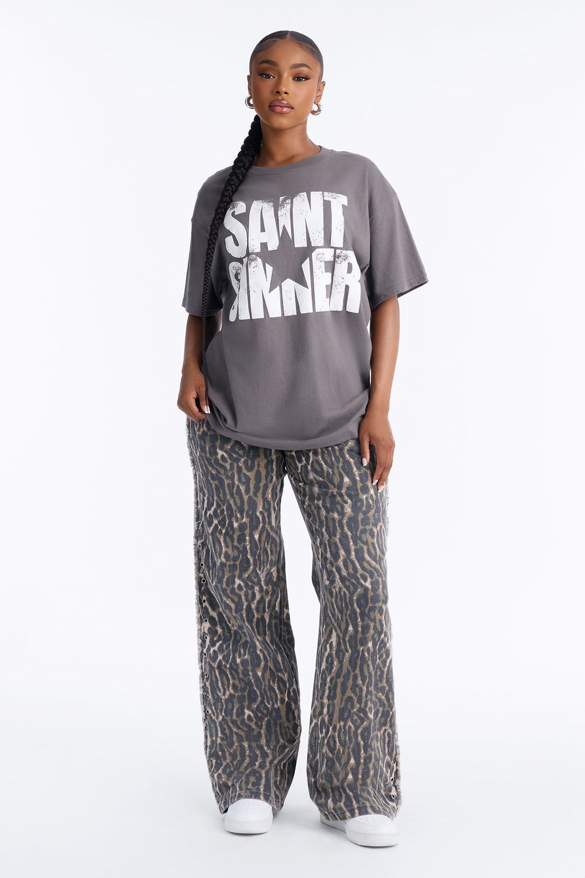 Saint Or Sinner Star Tee - Charcoal