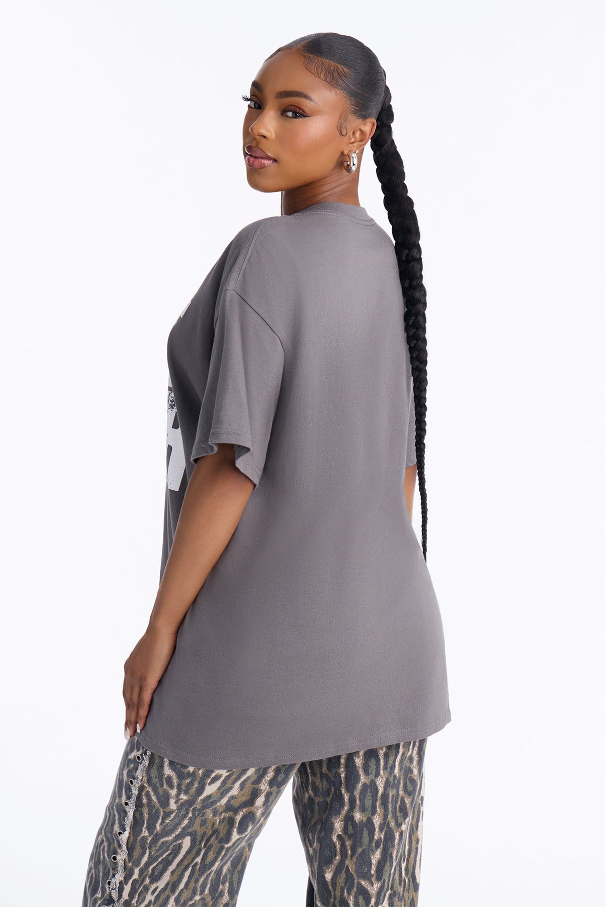 Saint Or Sinner Star Tee - Charcoal
